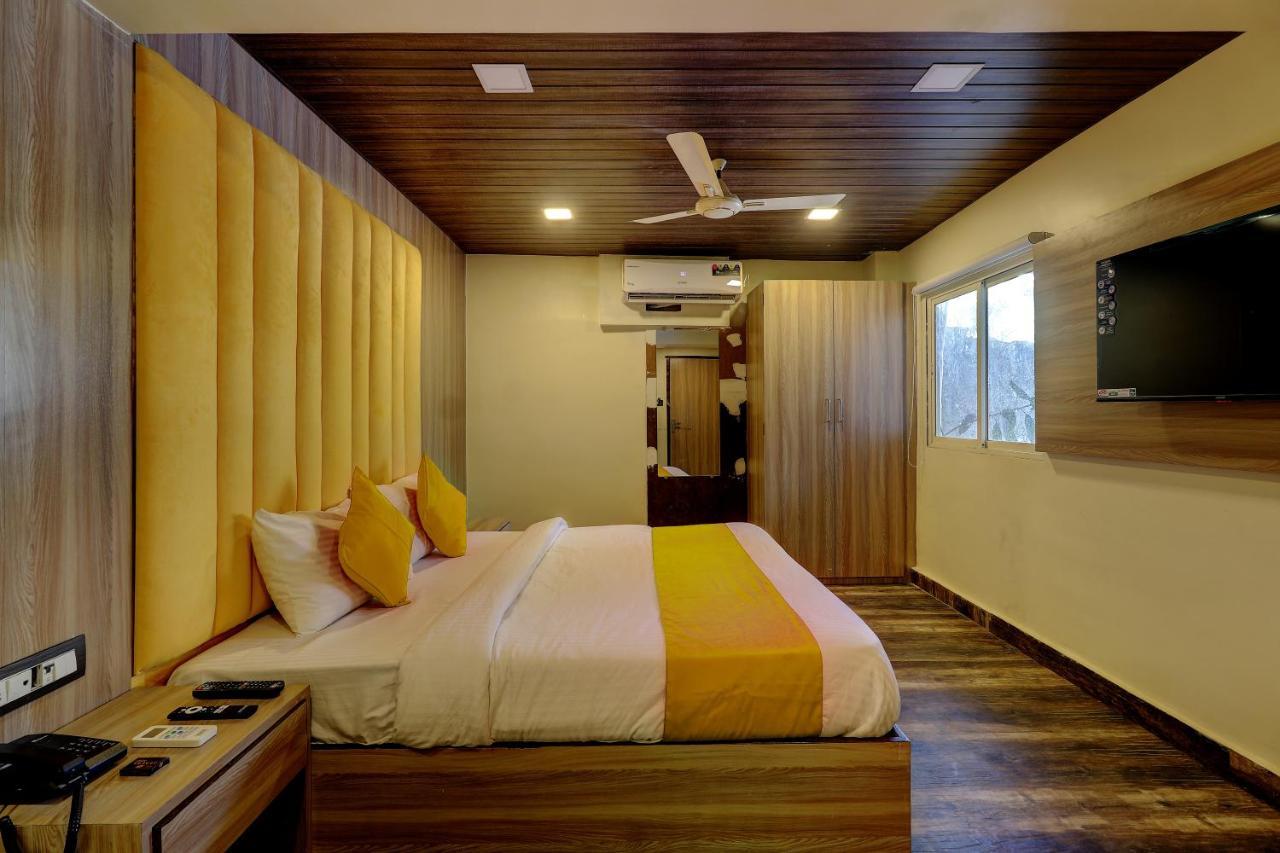 Hotel Priceless Bombay Esterno foto